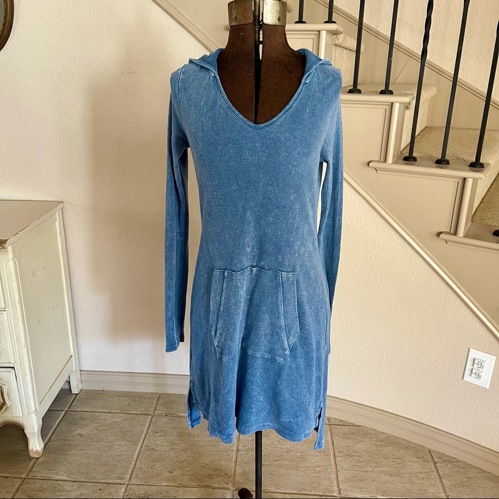 Altar’d State Blue Thermal Hooded Tunic Dress Women’s Size Large Modest Active